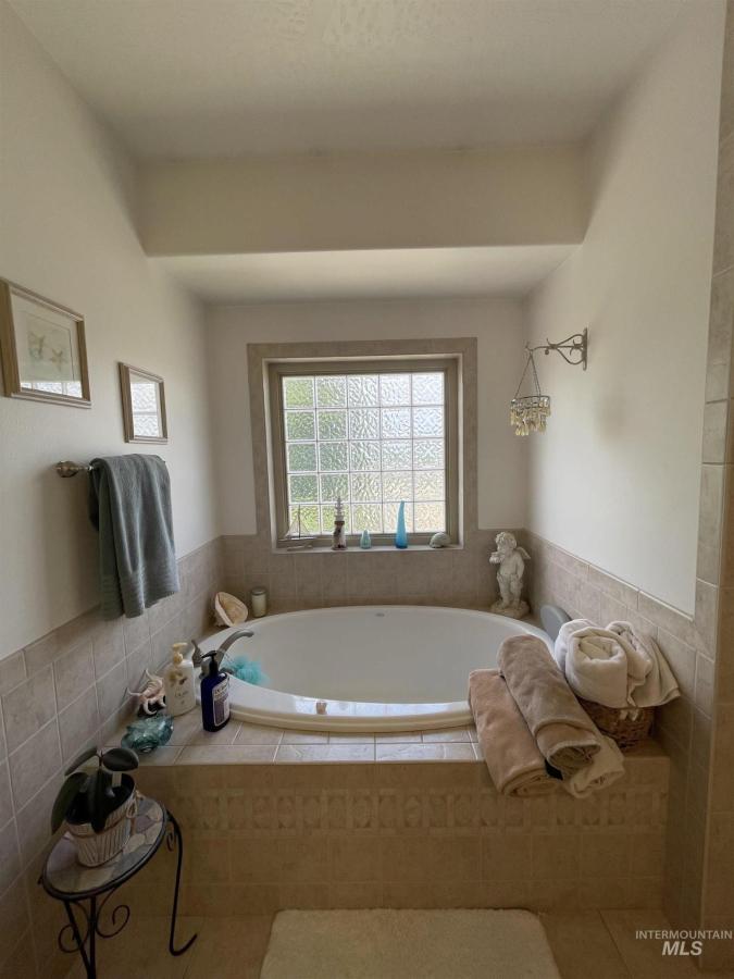 MLS #98878782 img 17