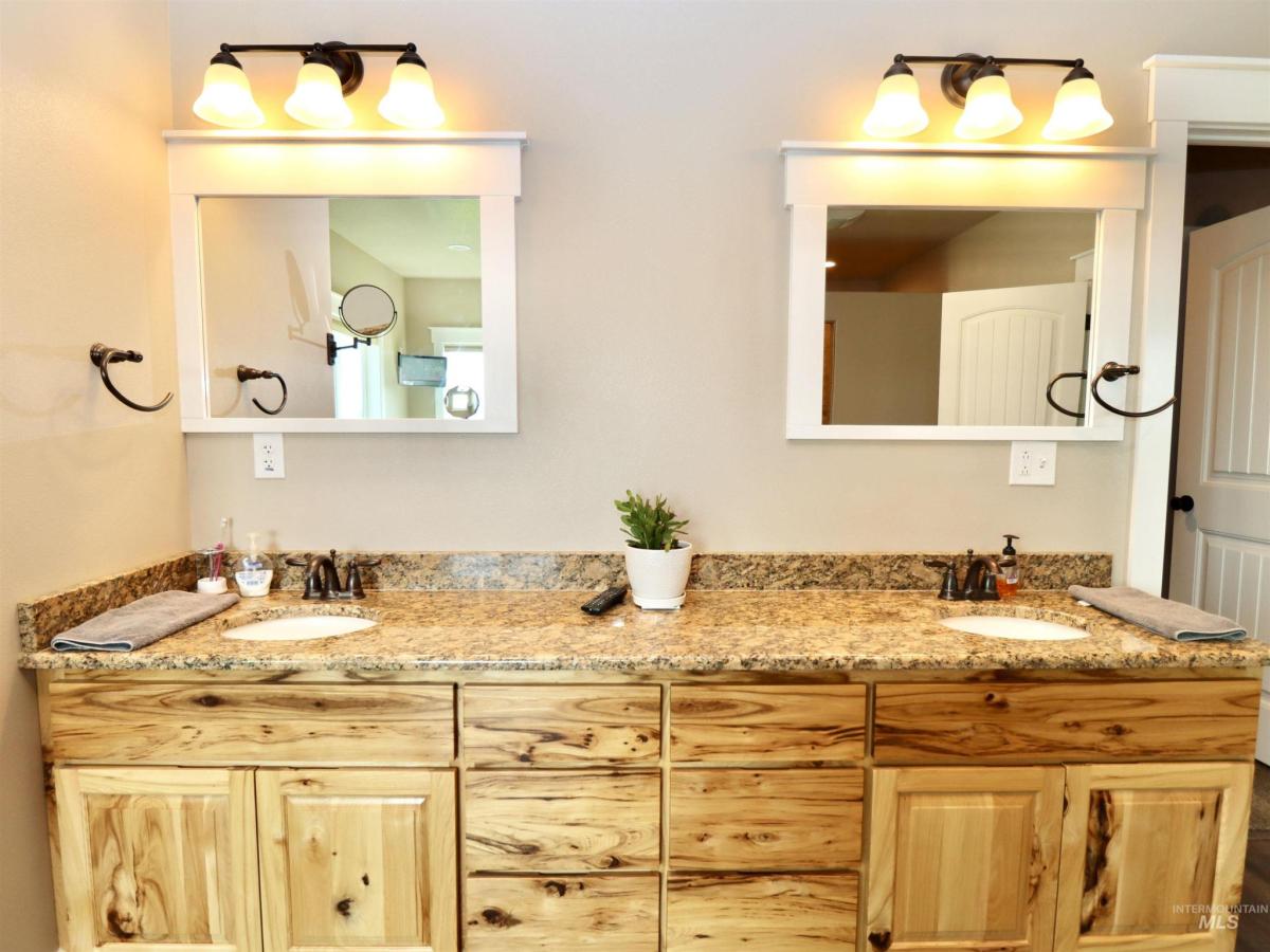 MLS #98881521 img 40