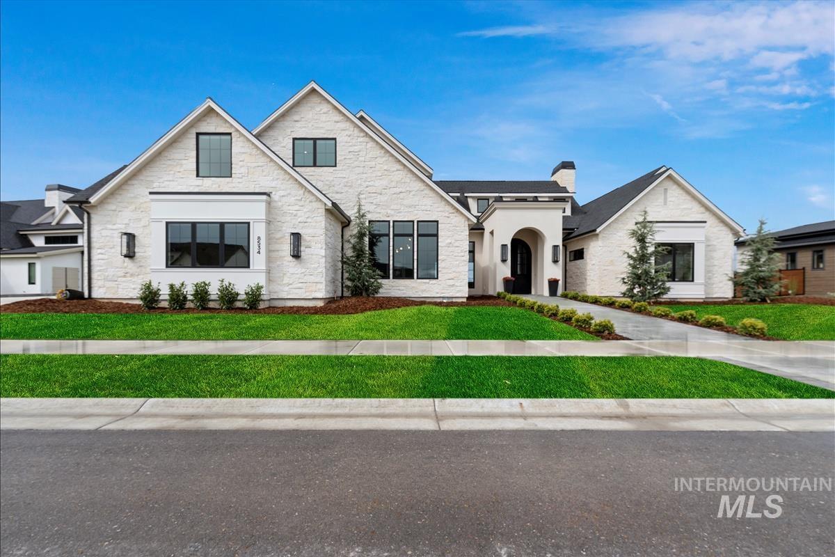 MLS #98928400 image #0