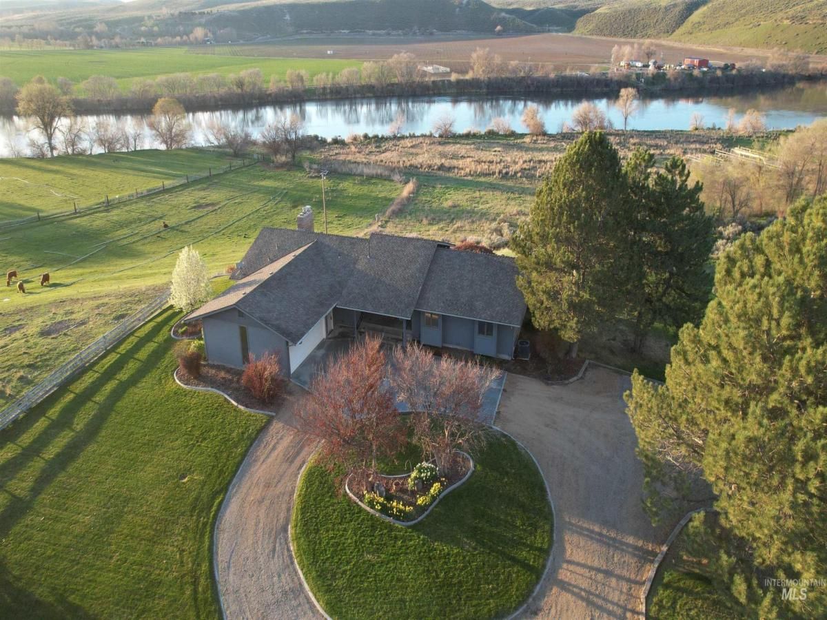 MLS #98932642 image #0