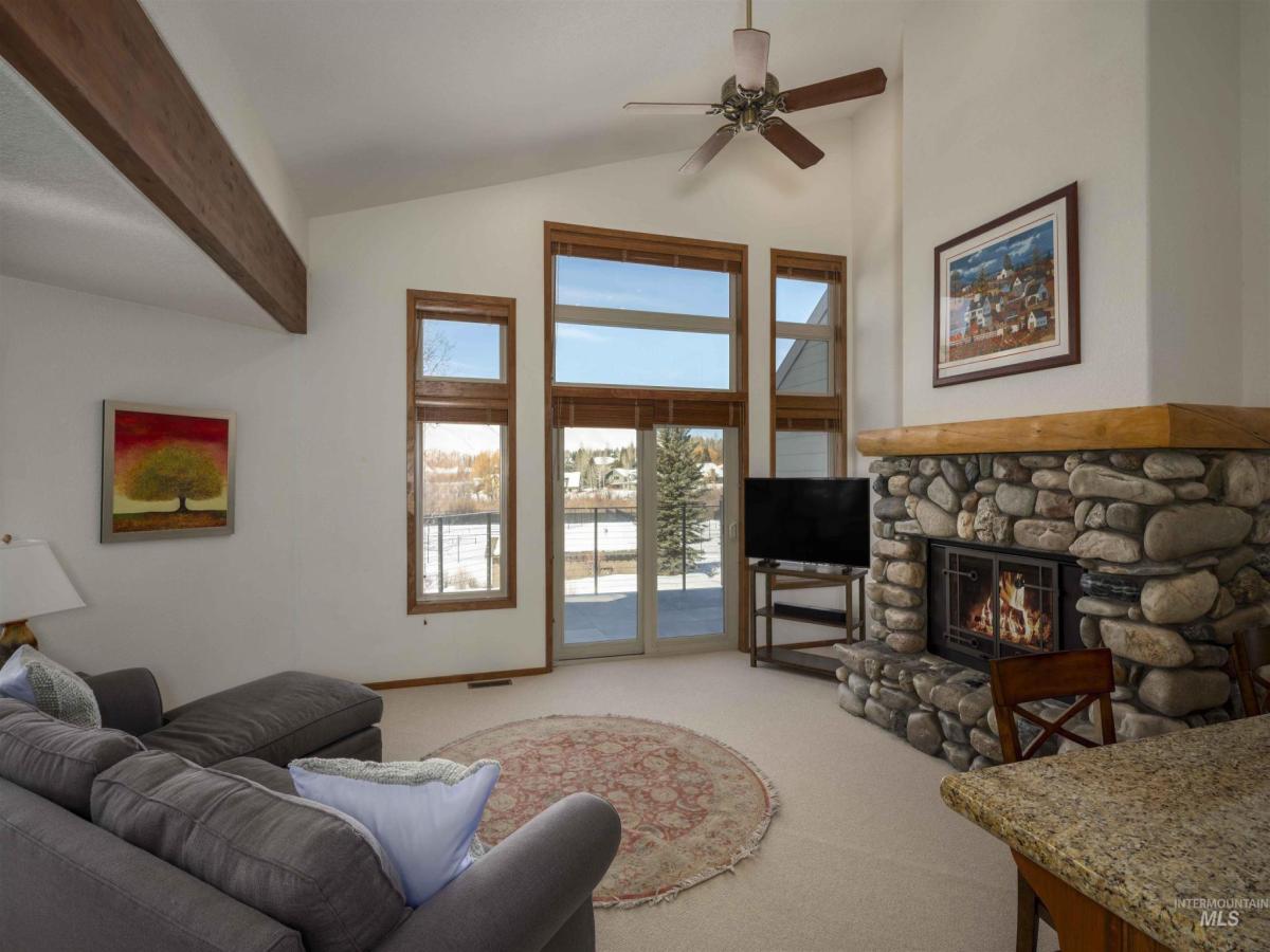 MLS #98938874 image #0