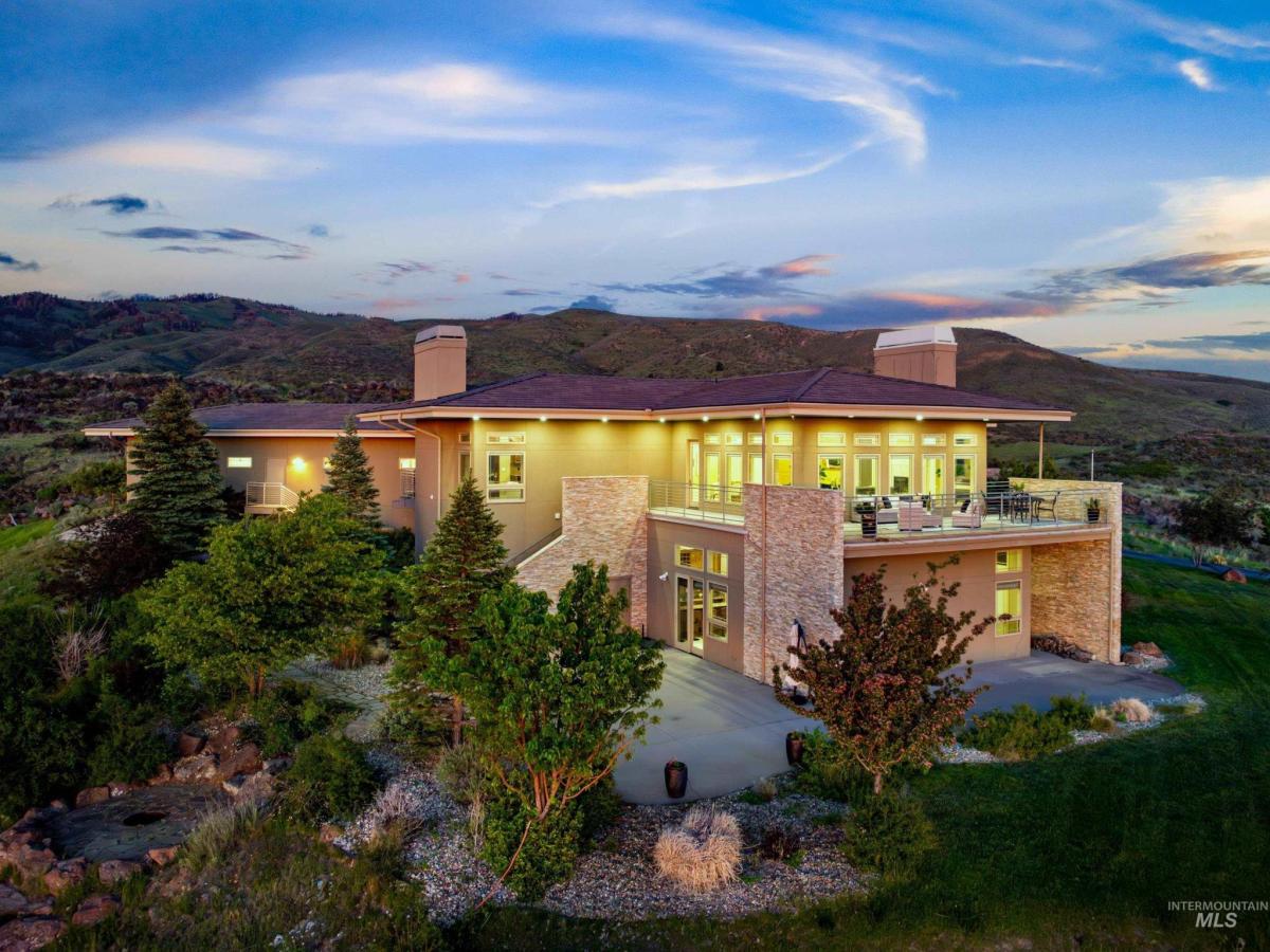 MLS #98948816 image #0