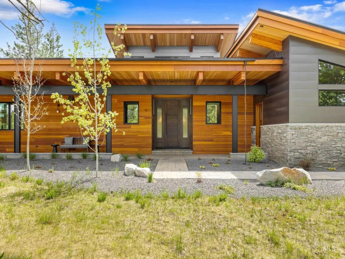 MLS #98949262 image #0