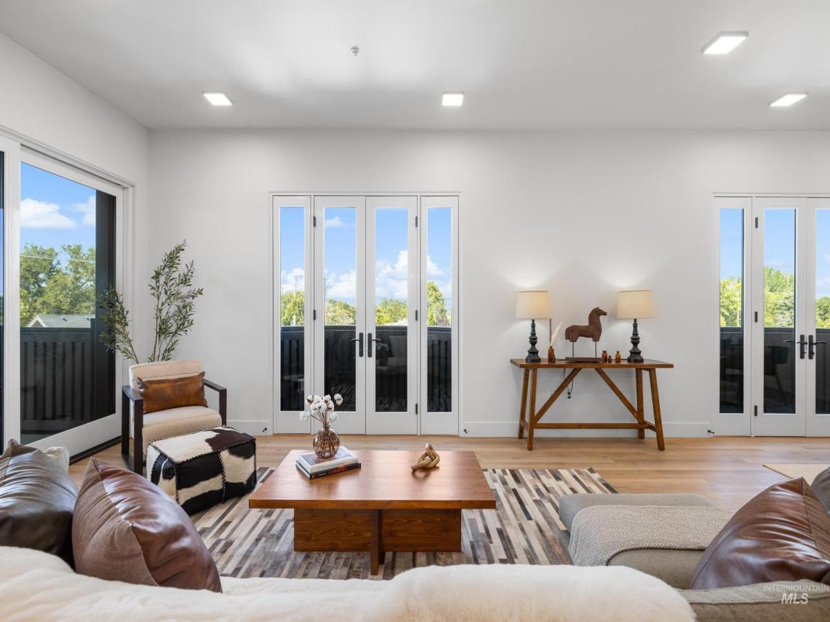 MLS #98961429 image #0