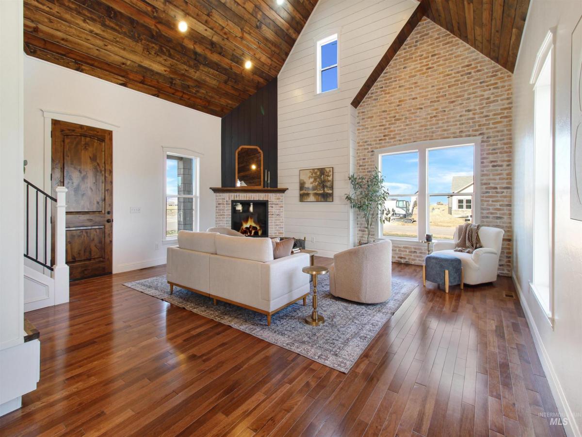 MLS #98961533 image #0