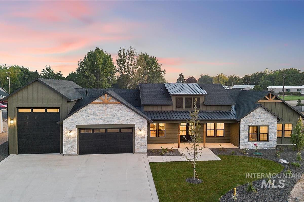 MLS #98962685 image #0