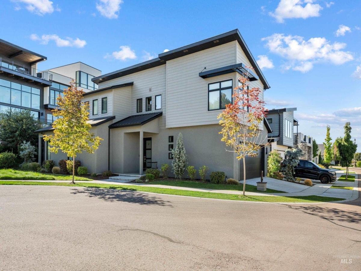 MLS #98964132 image #0