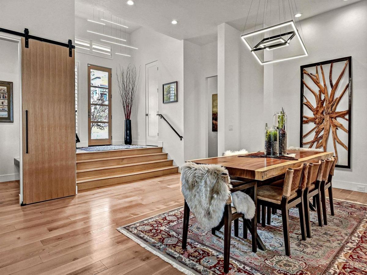 MLS #98964654 image #0