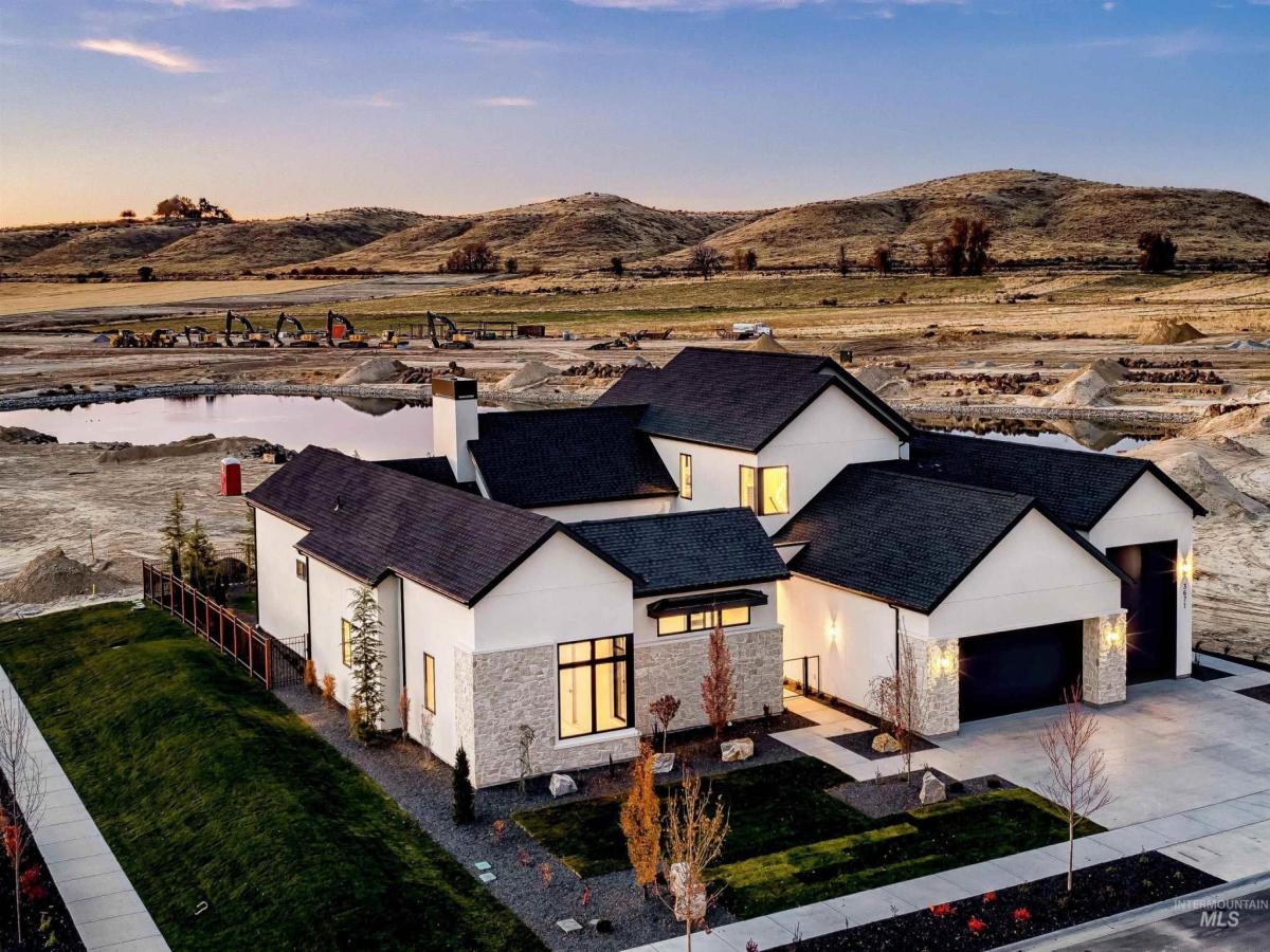 MLS #98967414 image #0