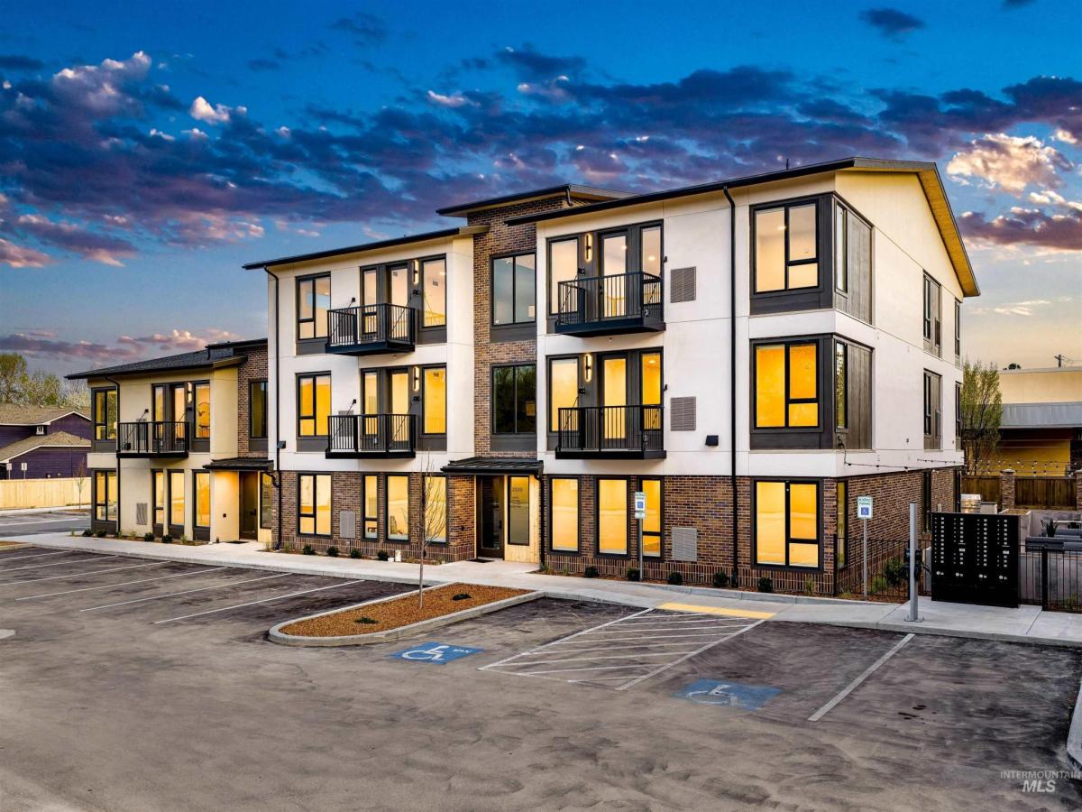 MLS #98968522 image #0