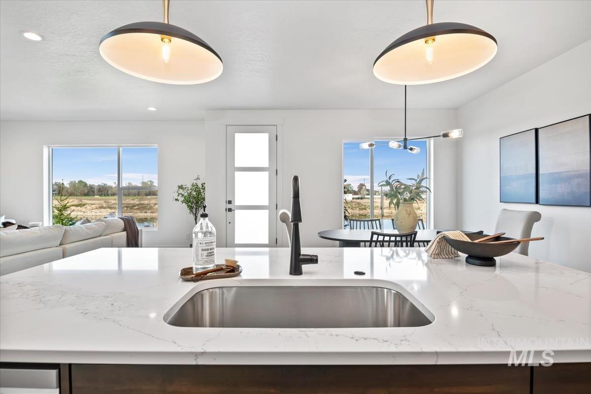 MLS #98970049 image #0