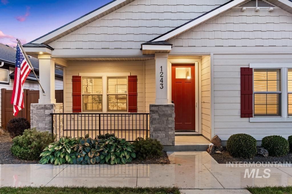 MLS #98970054 image #0