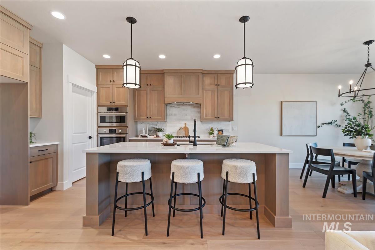 MLS #98970110 image #0