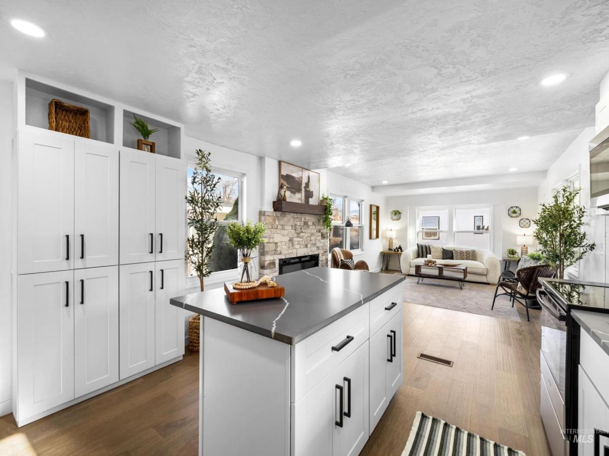 MLS #98970480 image #0