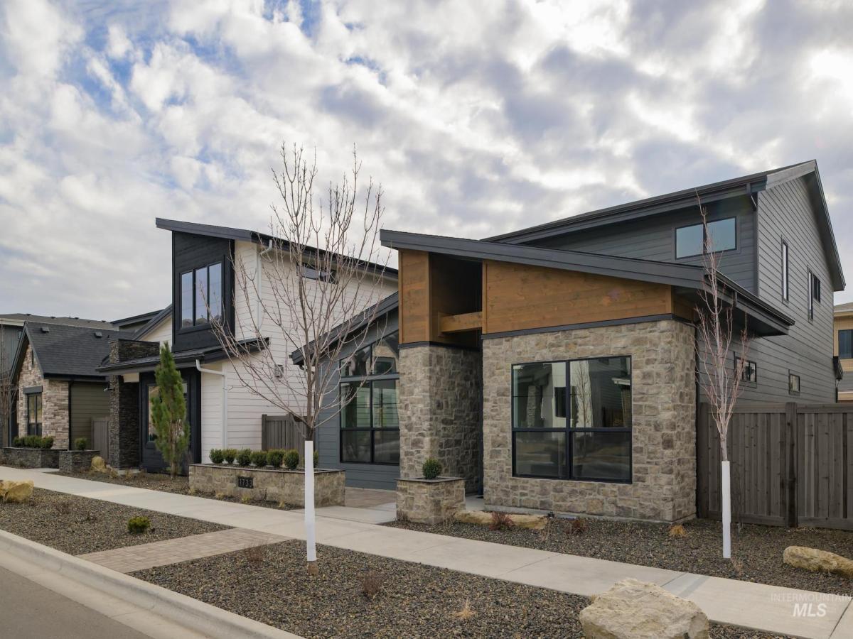 MLS #98971719 image #0