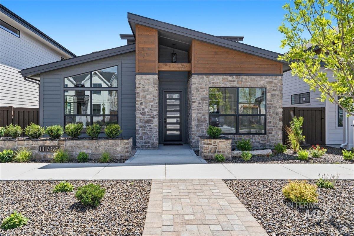 MLS #98971719 image #0