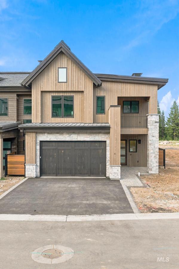 MLS #98971970 image #0