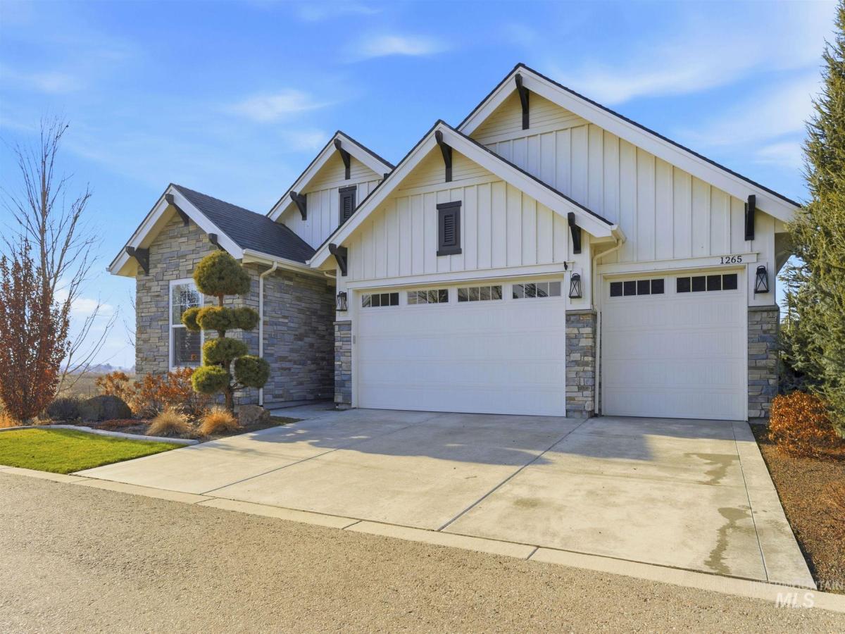 MLS #98972018 image #0