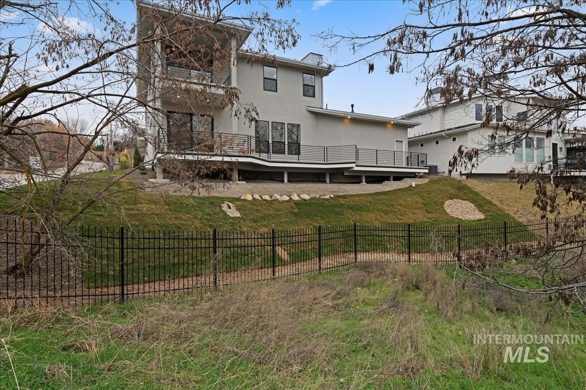 MLS #98972803 image #0