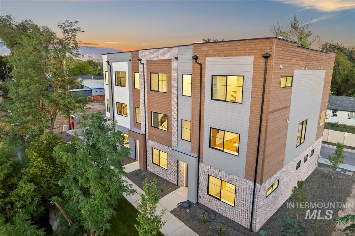 MLS #98972917 image #0