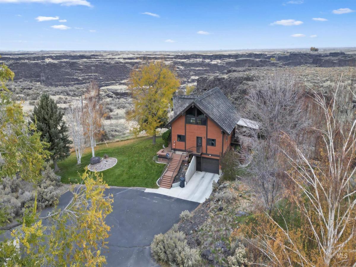 MLS #98972983 image #0