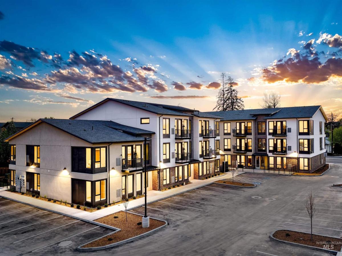 MLS #98973336 image #0