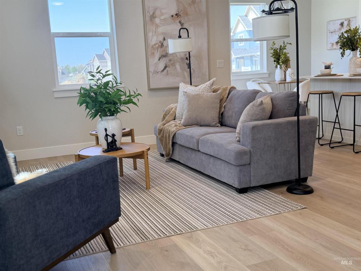 MLS #98973533 image #0