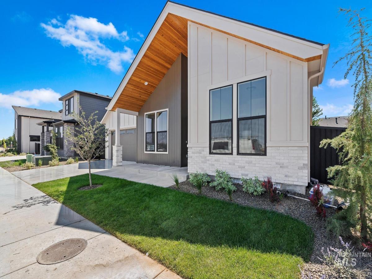 MLS #98974161 image #0