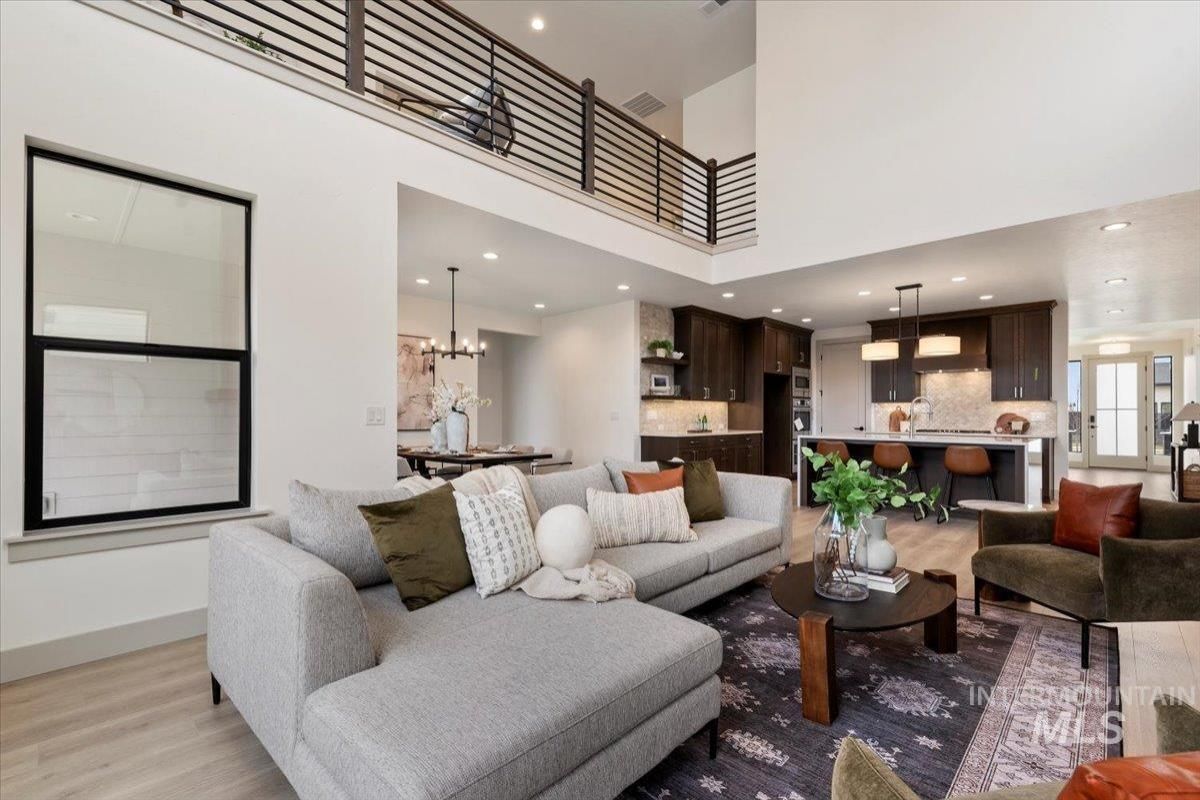 MLS #98974255 image #0