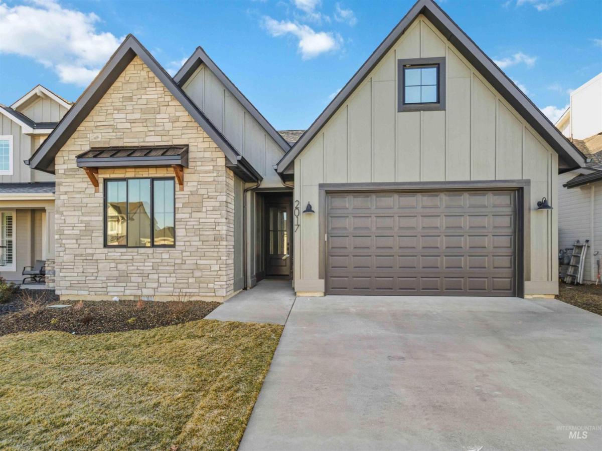 MLS #98974287 image #0