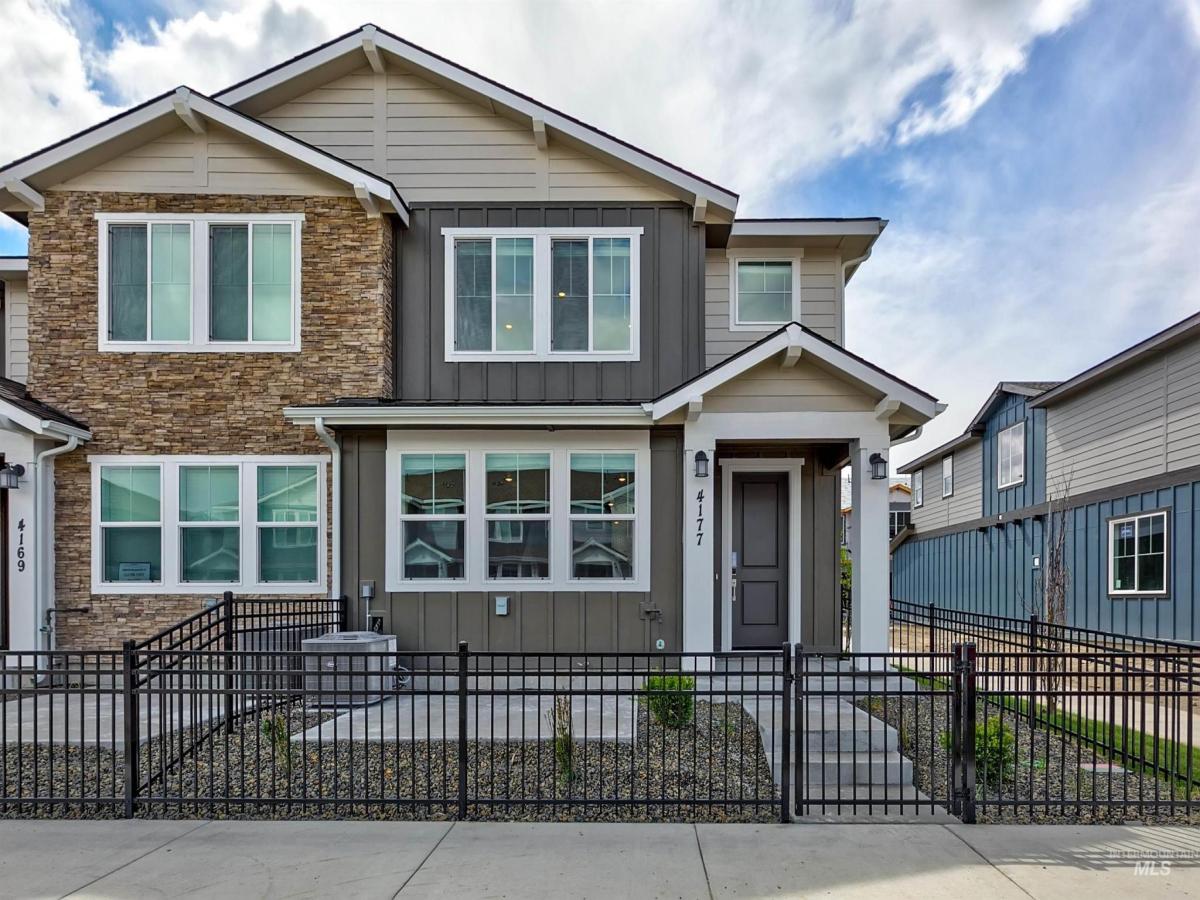 MLS #98975220 image #0