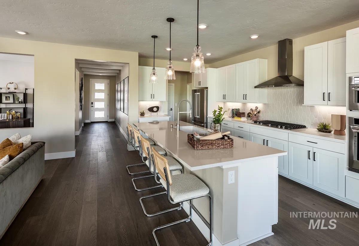 MLS #98975369 image #0