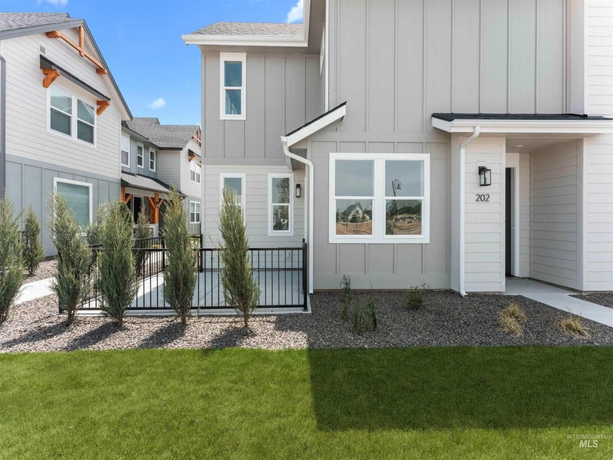 MLS #98975459 image #0