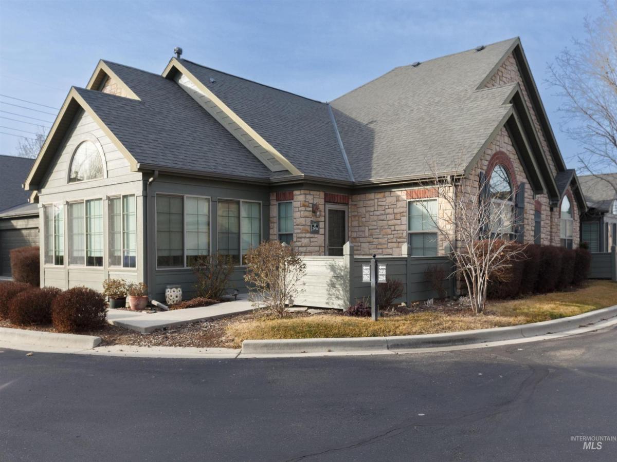 MLS #98975702 image #0