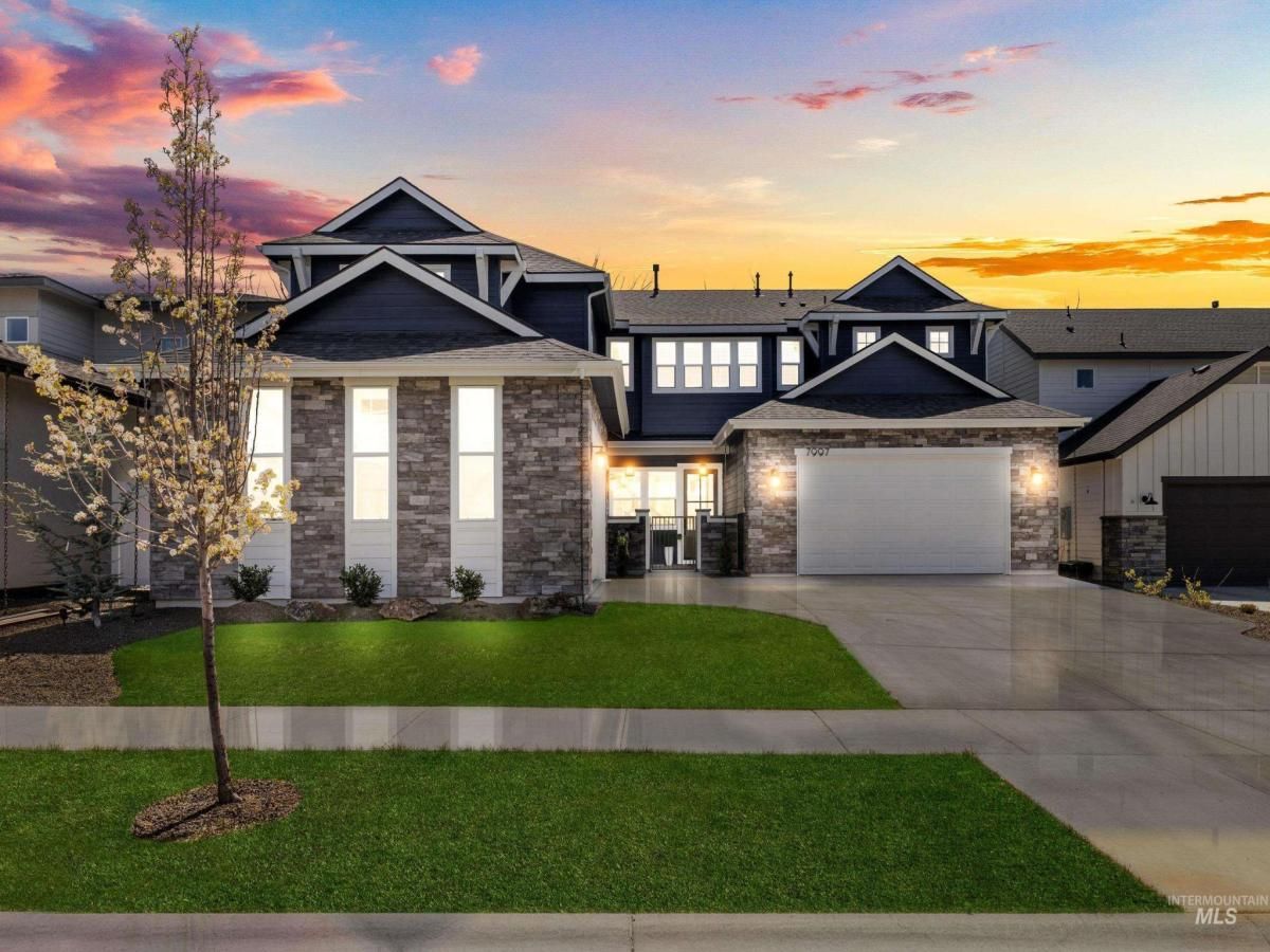 MLS #98976122 image #0