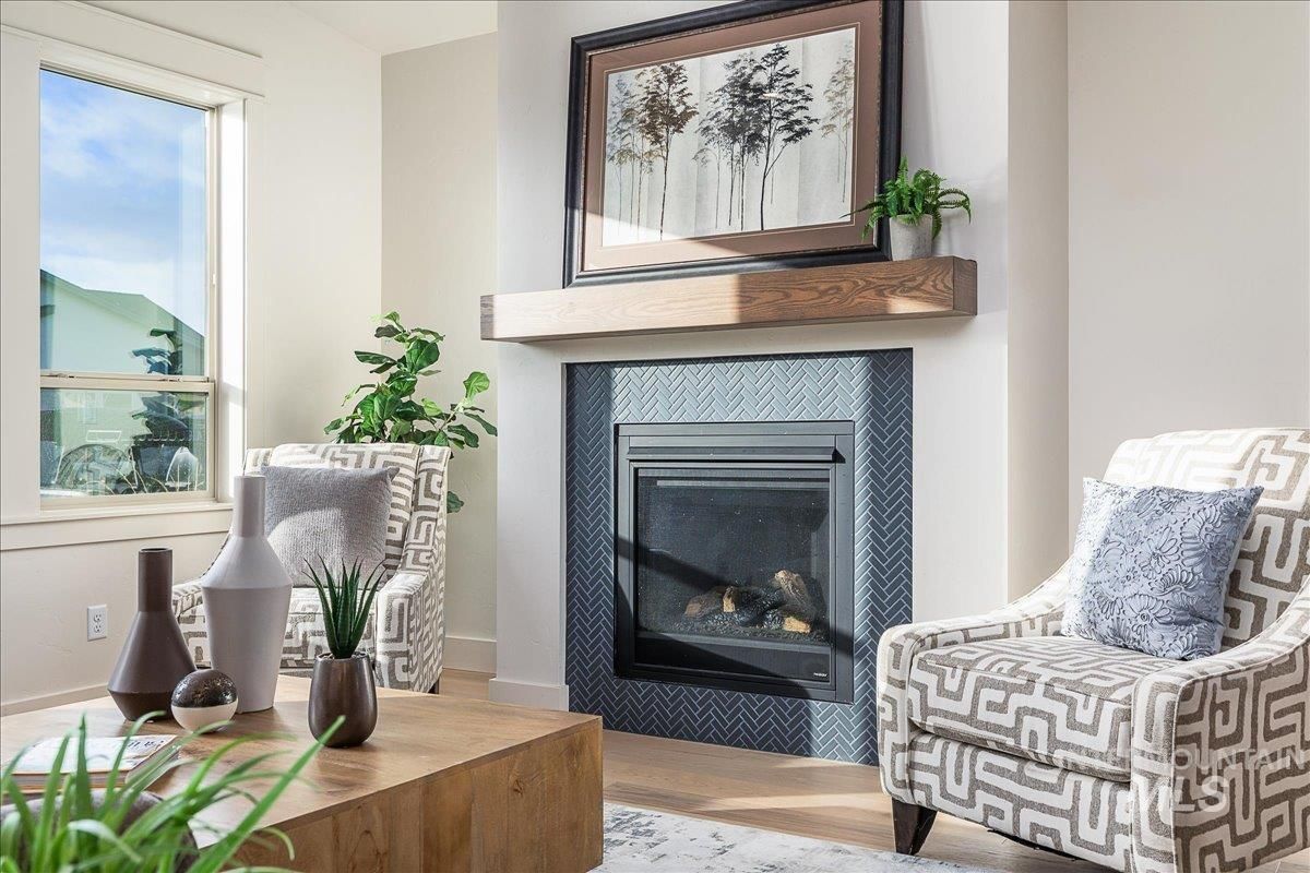 MLS #98976193 image #0