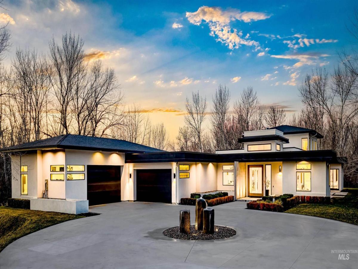 MLS #98976239 image #0