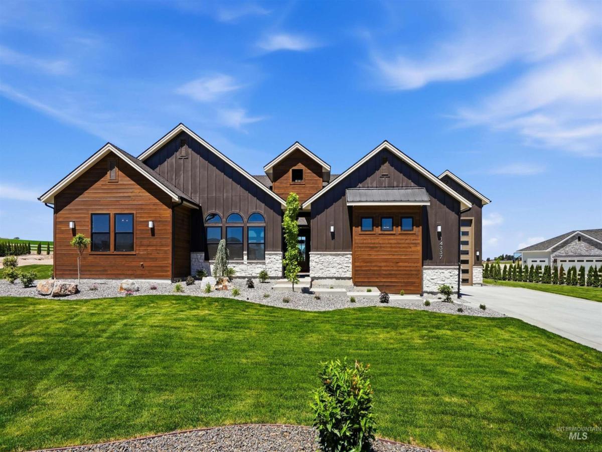 MLS #98976327 image #0