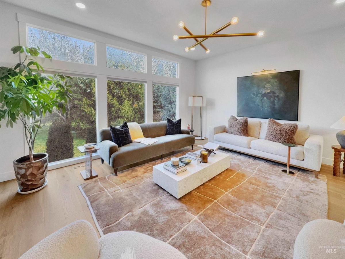 MLS #98976730 image #0