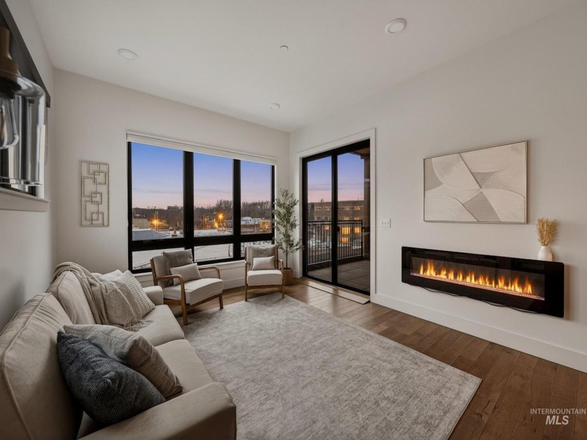 MLS #98976819 image #0