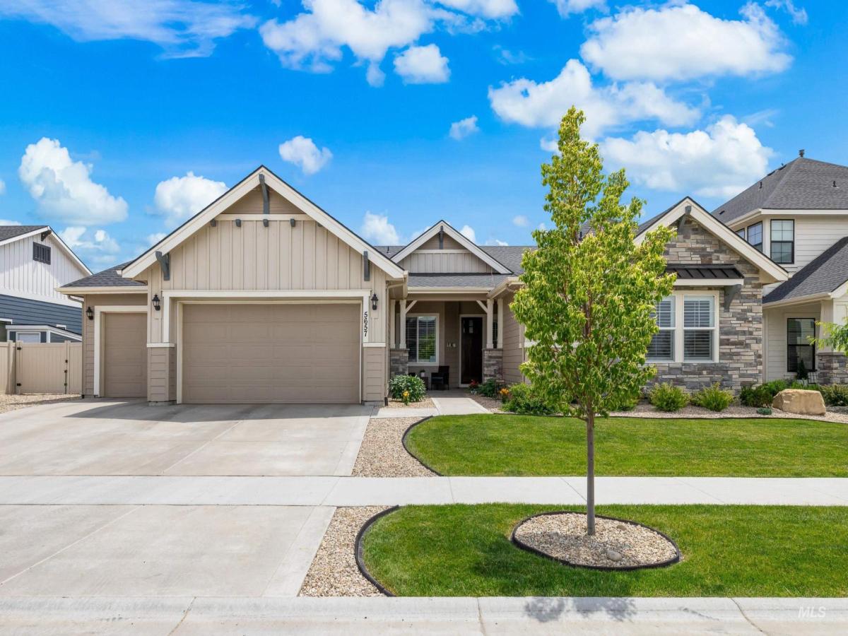 MLS #98976875 image #0