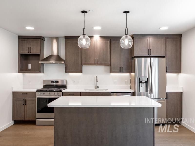 MLS #98976911 image #0