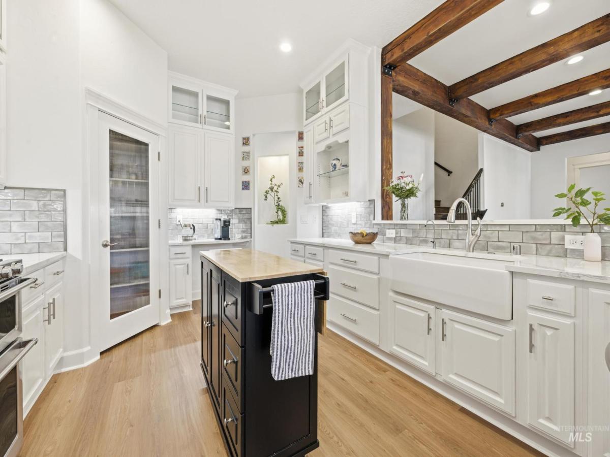 MLS #98977711 image #0