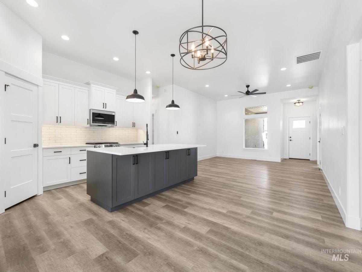 MLS #98978428 image #0