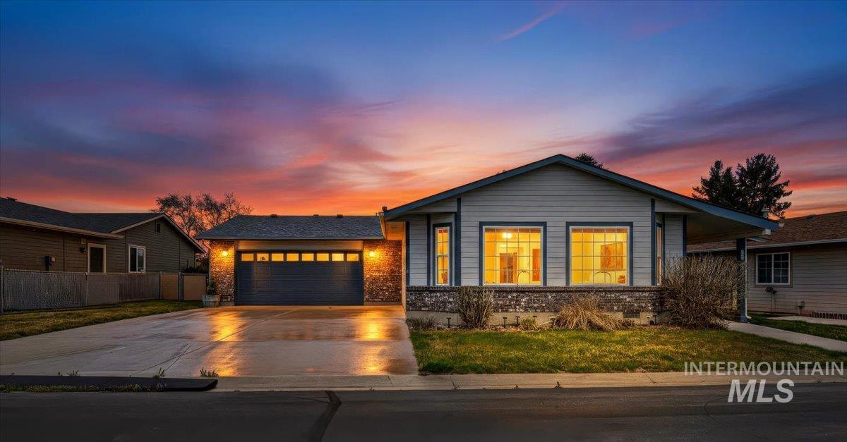 MLS #98979019 image #0