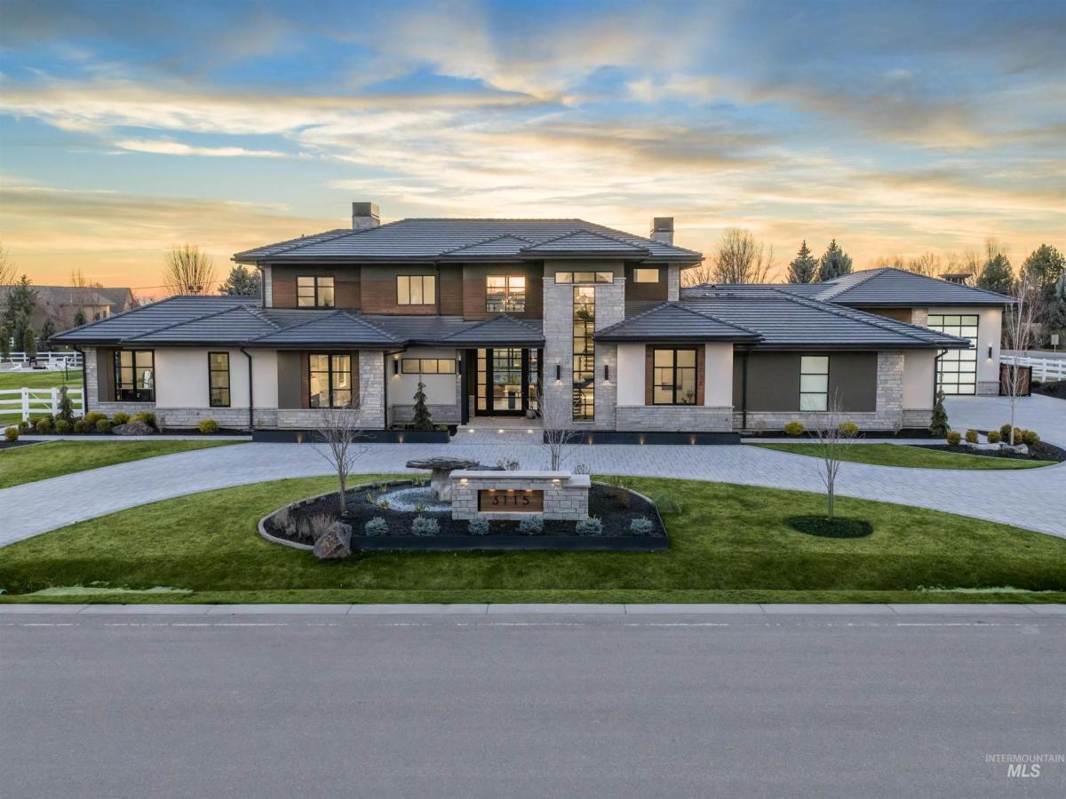 MLS #98979094 image #0