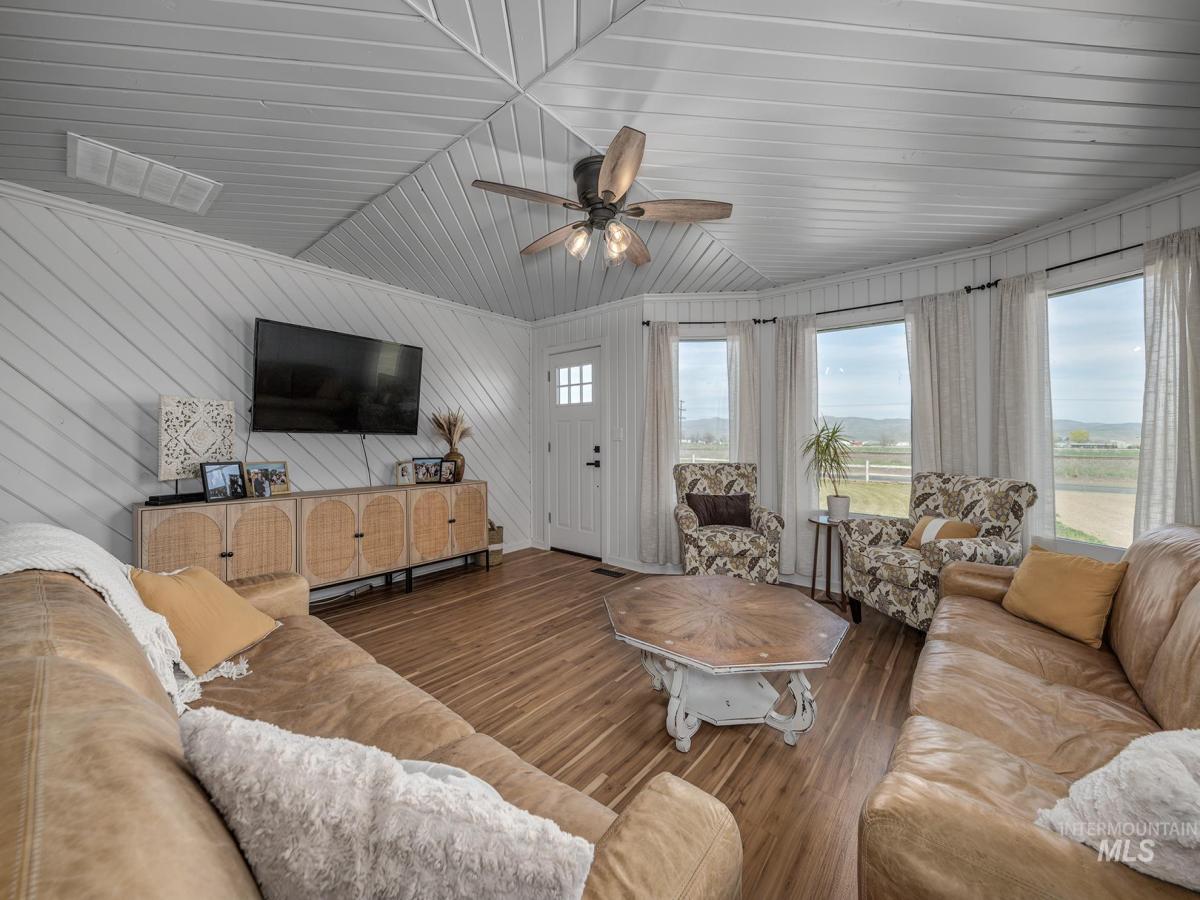 MLS #98979129 image #0