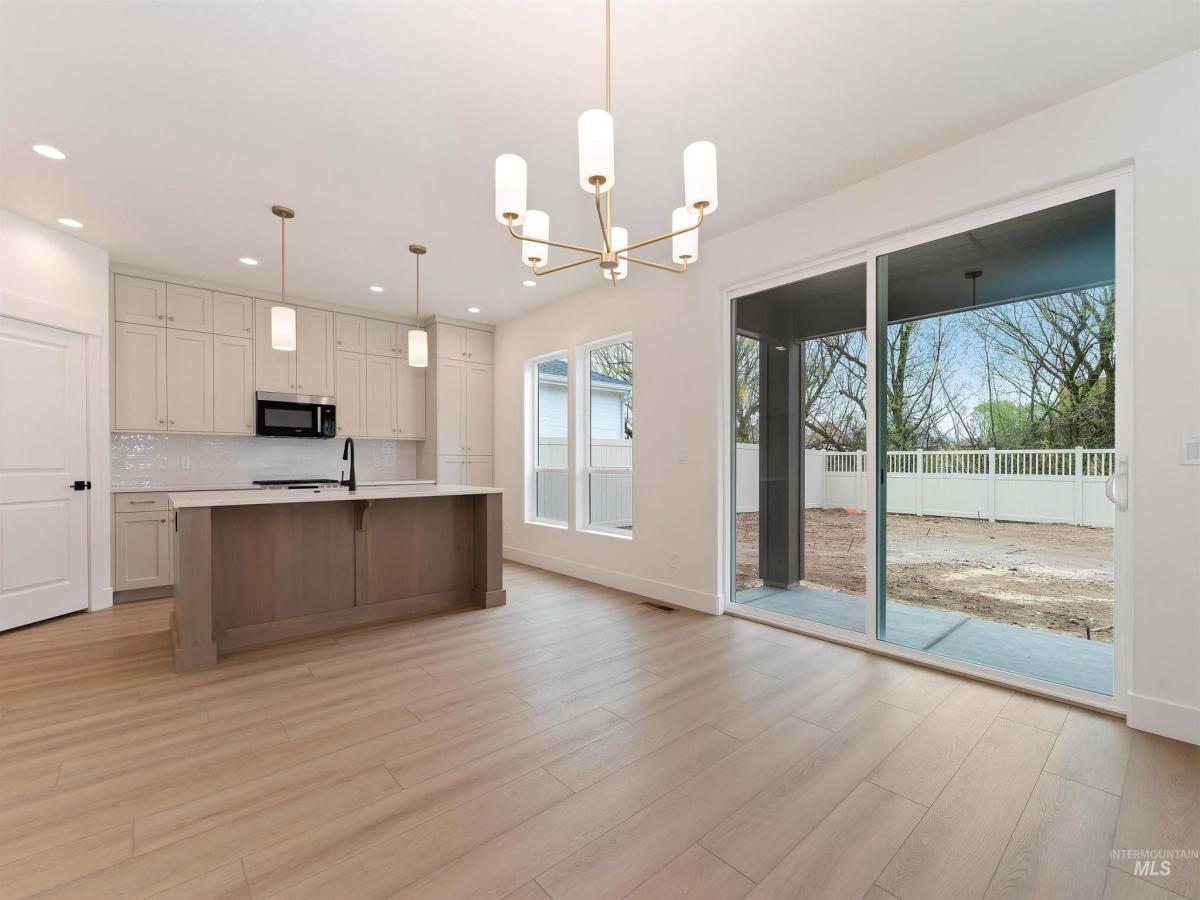 MLS #98979180 image #0