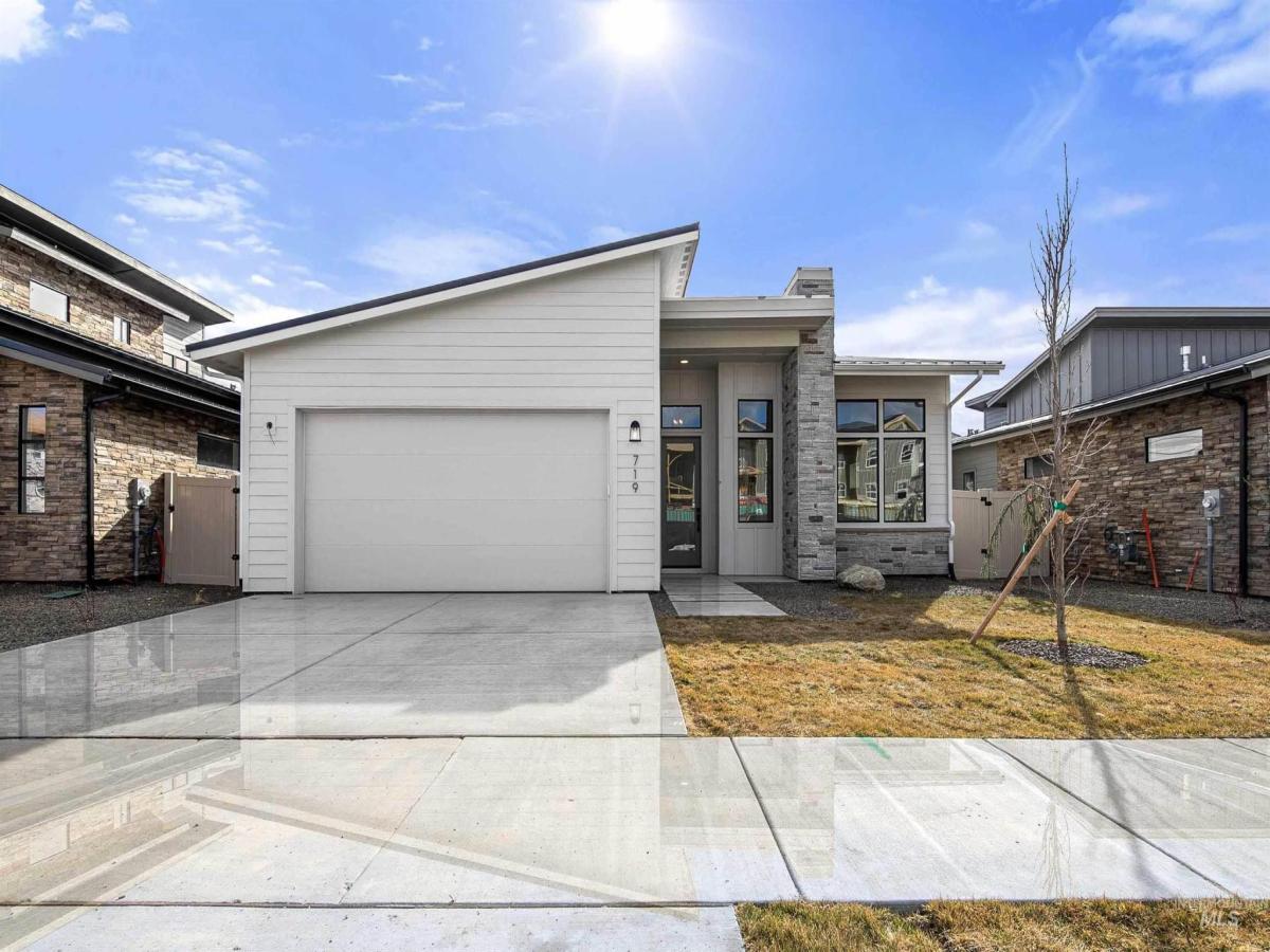 MLS #98979329 image #0