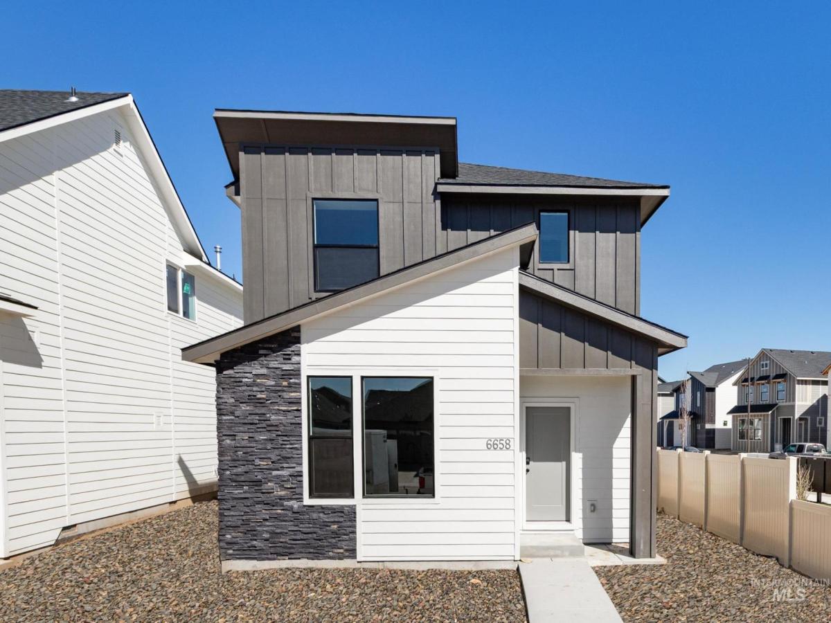 MLS #98979333 image #0